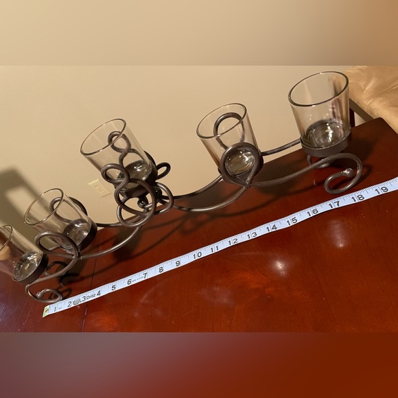 ๐ค Multi Scrolling Metal Wire/Glass Candle Holder - Picture 10 of 10